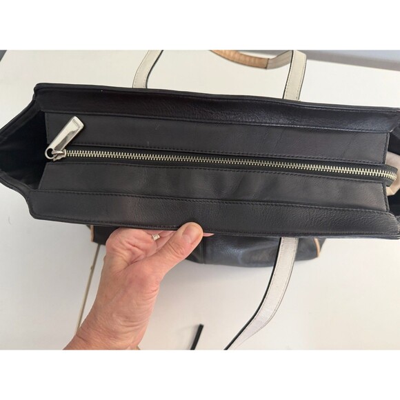 Coach Vintage Black Tote HandBag Black Leather Taylor Spectator F26132 purse - Picture 7 of 12